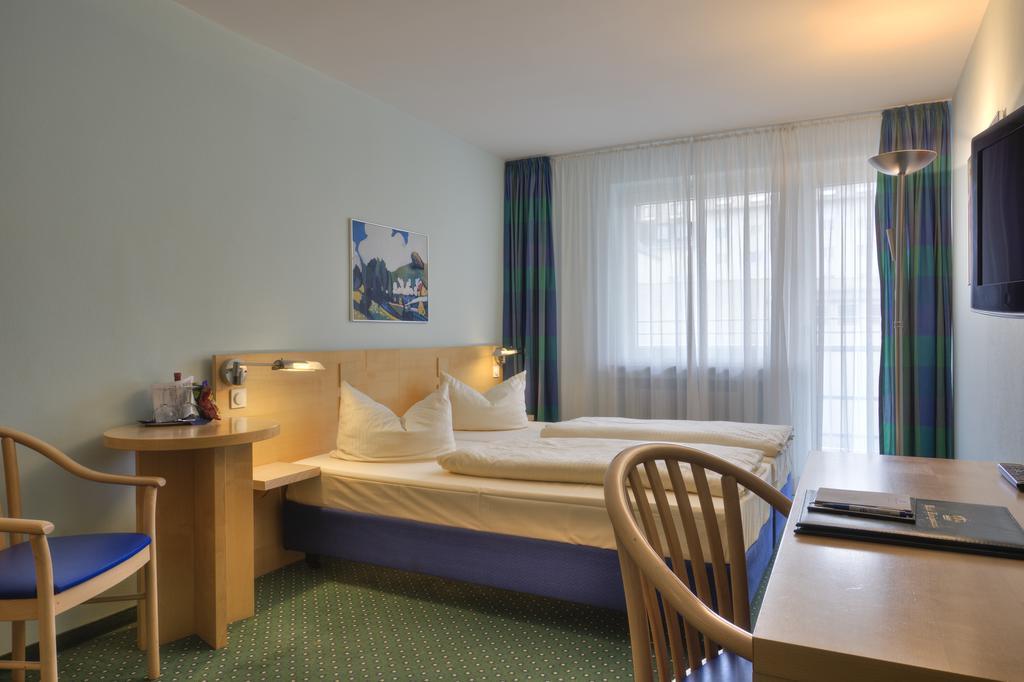 Hotel Konigswache Munchen Bagian luar foto